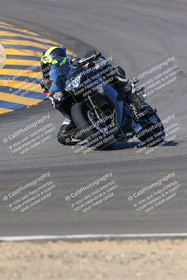 media/Dec-18-2022-SoCal Trackdays (Sun) [[8099a50955]]/Turns 9 and 10 Set 2 (1055am)/